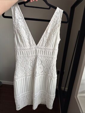 Forever 21 White Lace V-Neck Mini Dress